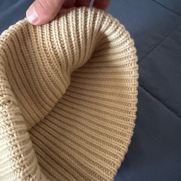 NWT Figs Ribbed Knit Beanie - Picture 3 of 4